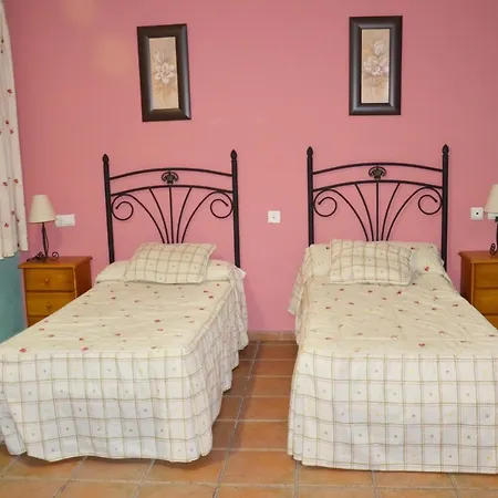 Hostel Restaurante El Alcaracejos